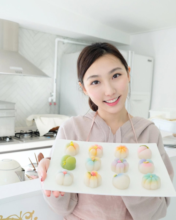 《3日2夜》女神閃婚兩個月宣布懷孕 甜曬與富二代老公合照：現在又有新的身分 