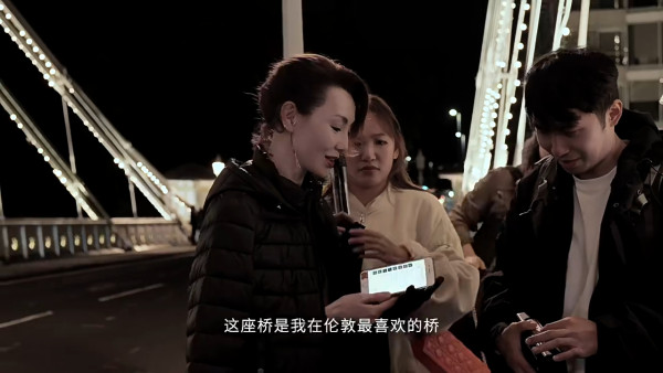 網民口岸偶遇前英皇性感女星 晒傲人白滑長腿 曾意外險死於泰國 