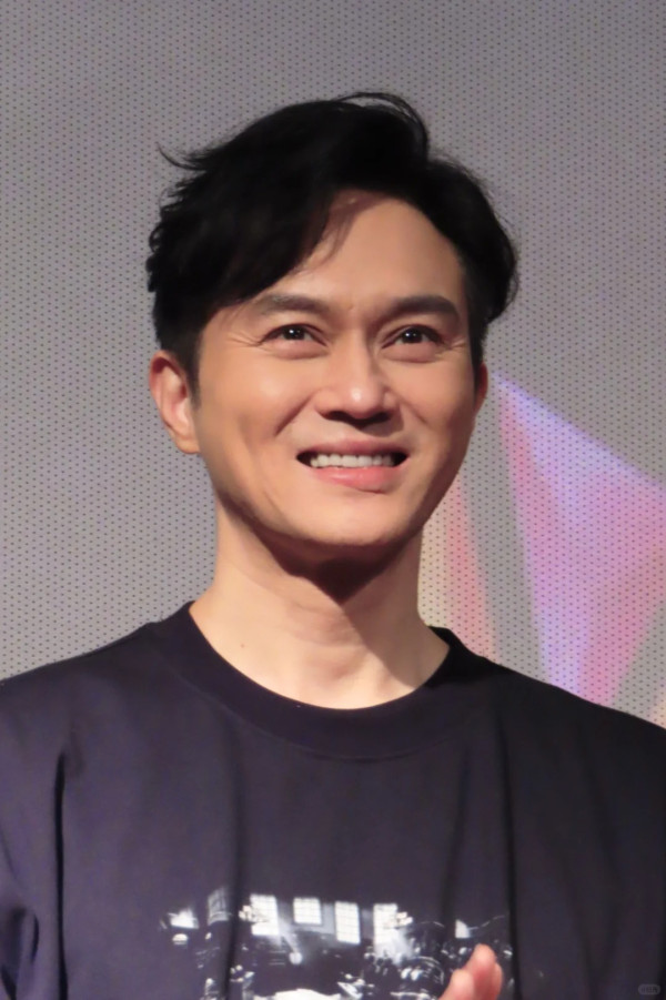 大灣區男神回春生圖流出 網民讚有少年感 曾被認錯為盧海鵬 