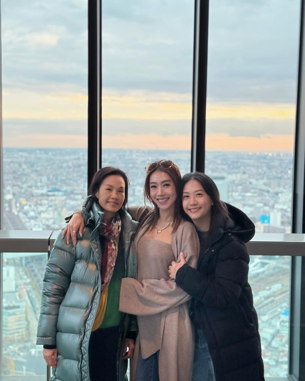 黃心穎二家姐黃心妙IG狂曬火辣相 弗爆身材超吸睛 瘋狂突破性感尺度！ 