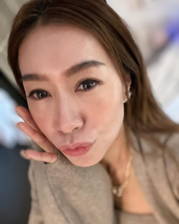 黃心穎二家姐黃心妙IG狂曬火辣相 弗爆身材超吸睛 瘋狂突破性感尺度！ 