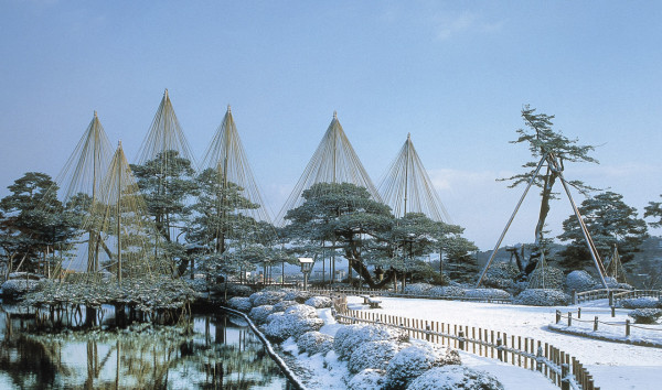 日本賞雪景點 石川縣兼六園（圖片來源：兼六園官網）