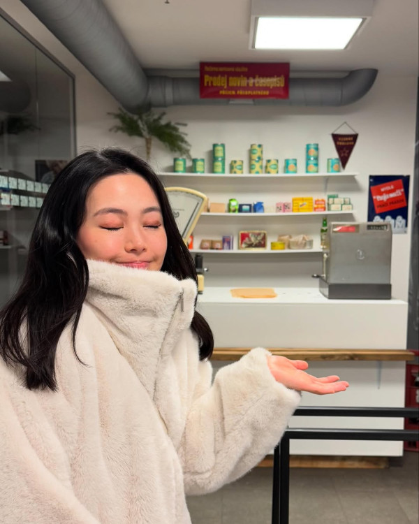 TVB主播遊東歐相中一細節意外「洩蜜」 獲封「新聞之花」擁有超強履歷！ 