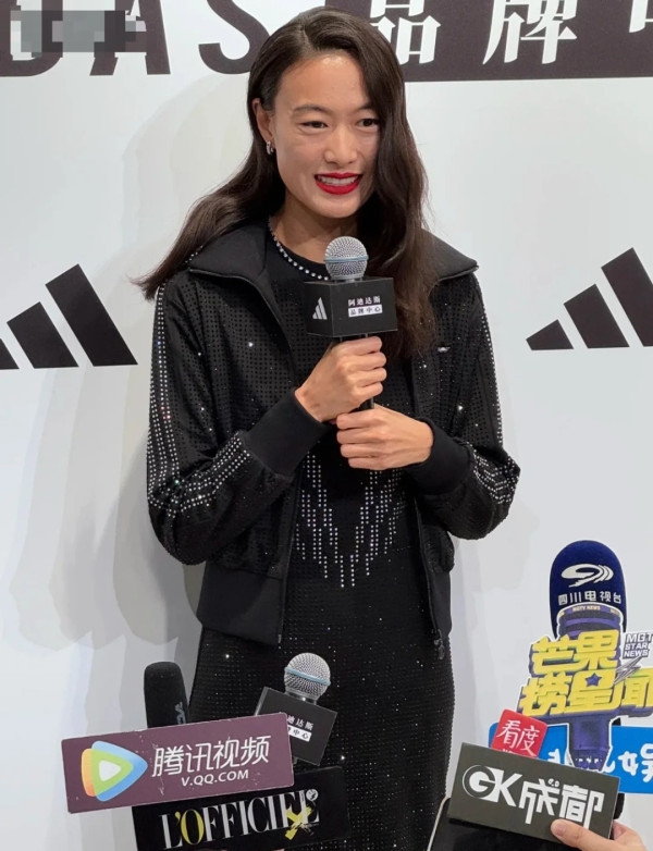 萬綺雯上海遊船河曬凍齡美貌 離巢TVB後北上開民宿做老闆 