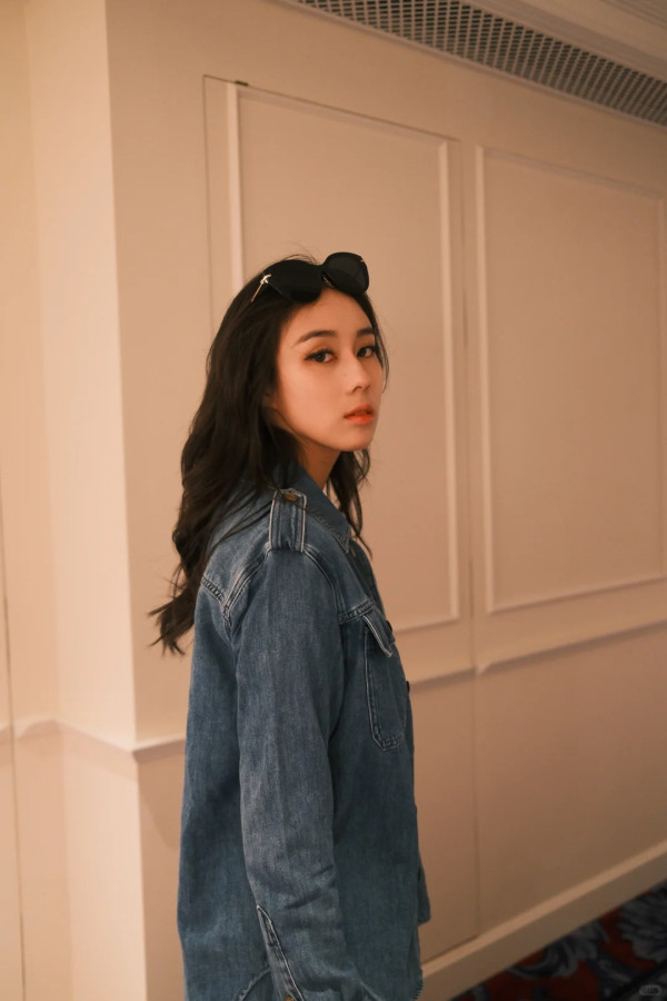 奚夢瑤孖奶奶行街1細節揭真實關係！獲梁安琪贈46億禮！身上Hermès成焦點 