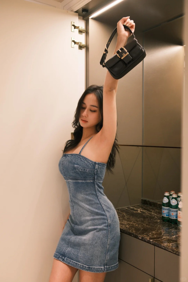 奚夢瑤孖奶奶行街1細節揭真實關係！獲梁安琪贈46億禮！身上Hermès成焦點 