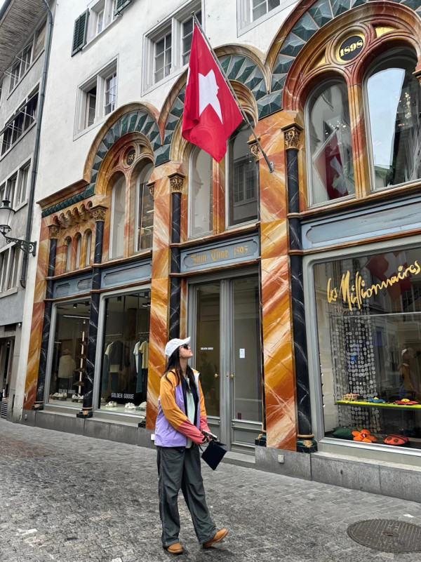 奚夢瑤孖奶奶行街1細節揭真實關係！獲梁安琪贈46億禮！身上Hermès成焦點 