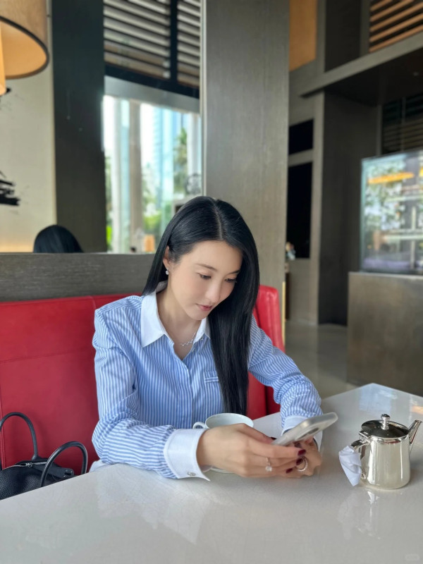 37歲TVB視后突然成內地流量密碼！點擊超過9.4億！搏到盡玩透視誘惑！ 