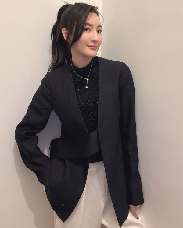 37歲TVB視后突然成內地流量密碼！點擊超過9.4億！搏到盡玩透視誘惑！ 