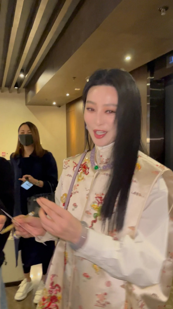 前TVB男星被內地客「投訴」 置身騙案現場不出手相助兼做此1行為？ 