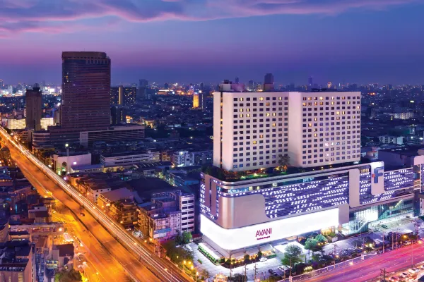 開箱泰國Avani Ratchada Bangkok Hotel 飽覽城市天際線/鄰近Jodd Fair夜市/5分鐘到地鐵站 