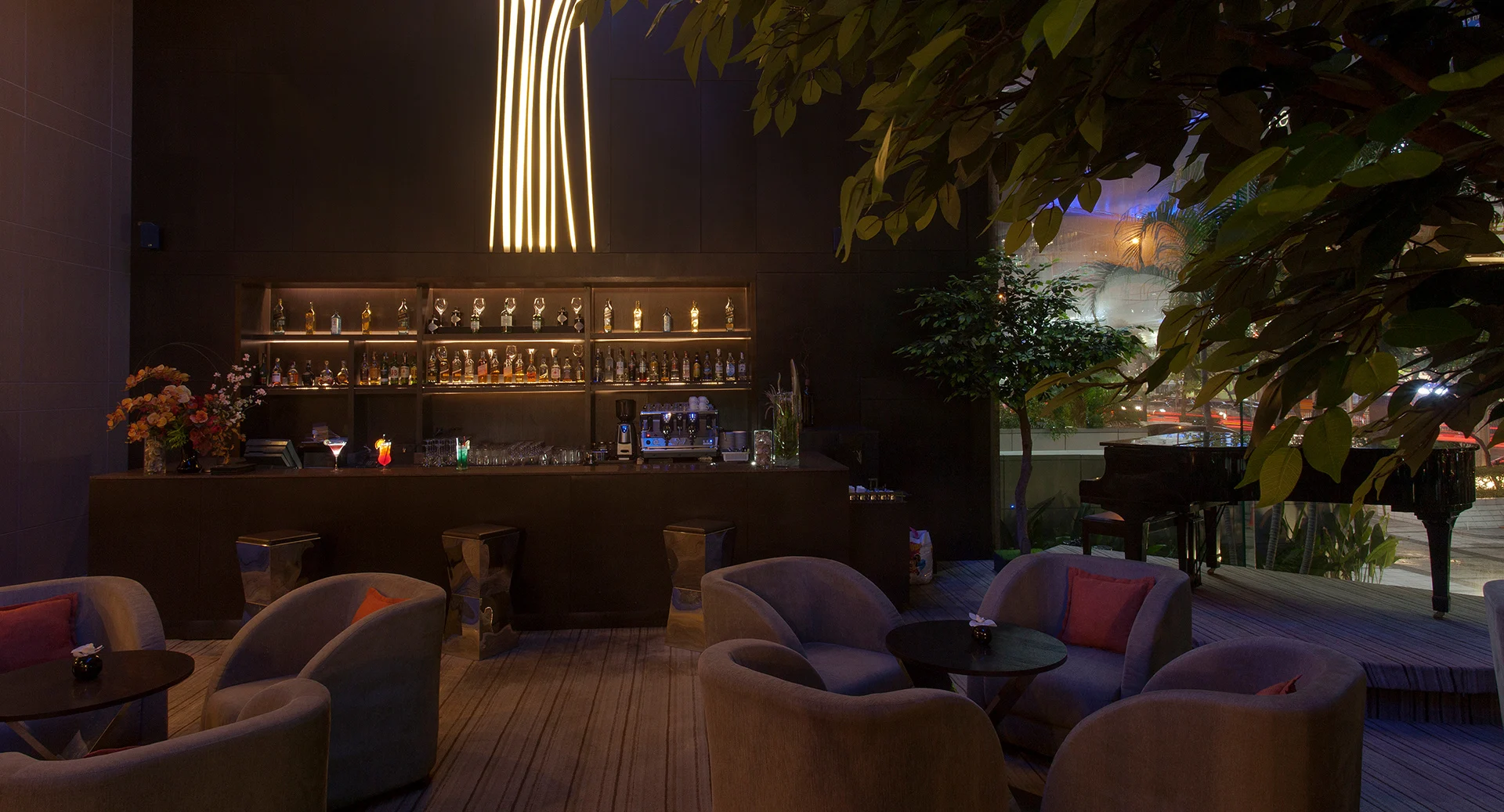 開箱泰國Avani Ratchada Bangkok Hotel 飽覽城市天際線/鄰近Jodd Fair夜市/5分鐘到地鐵站 