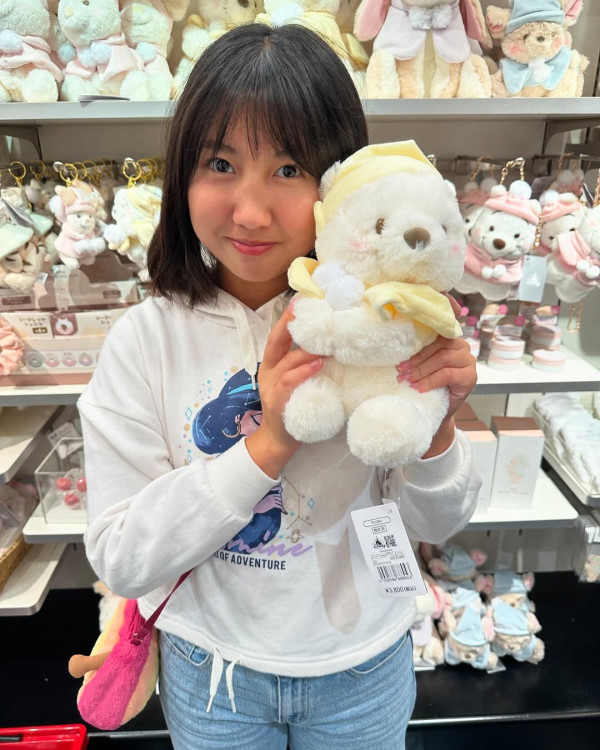 日本天氣女郎超性感反差照瘋傳 更身兼女團成員惹關注