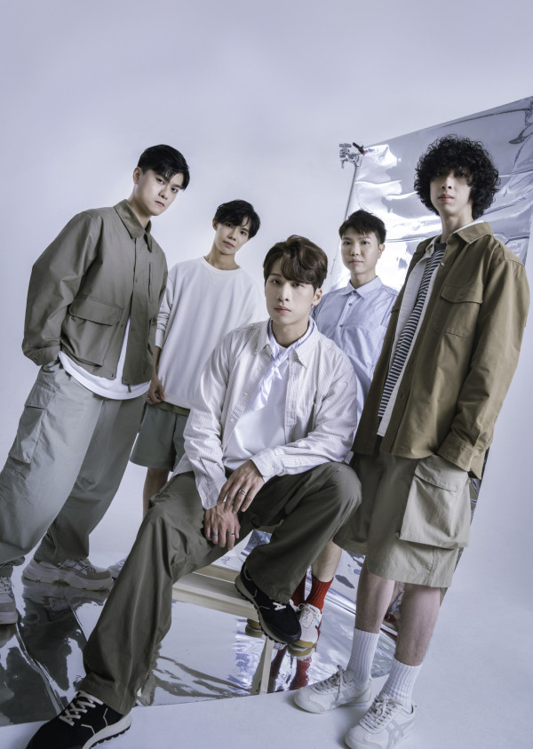 英皇概念店5大聖誕活動 星級旅行團與關智斌坐私人飛機遊福岡！抽小咭贏演唱會門票 