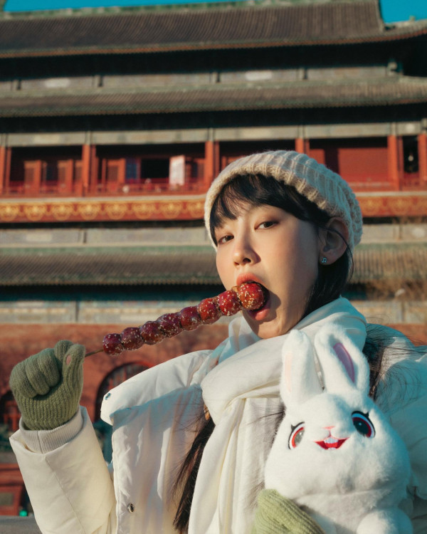 Gigi炎明熹韓國曬海量旅行靚相!多角度素顏自拍獲讚「零死角美女」