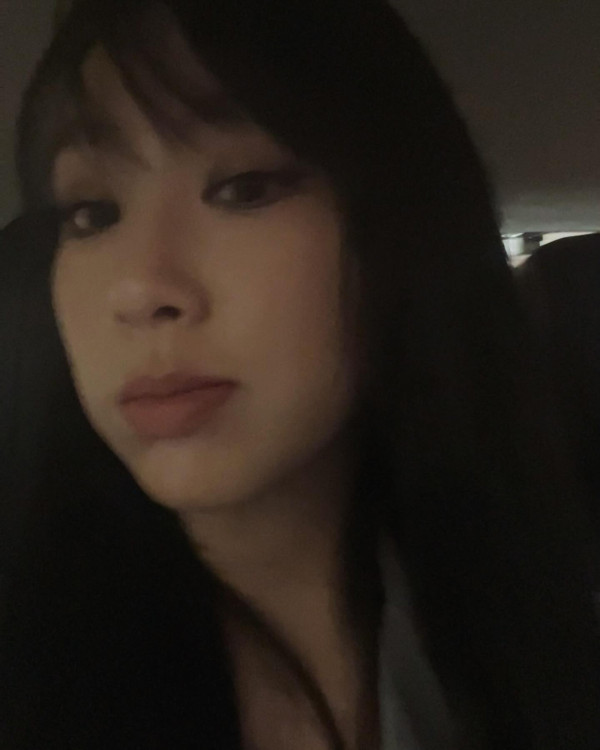 Gigi炎明熹韓國曬海量旅行靚相!多角度素顏自拍獲讚「零死角美女」