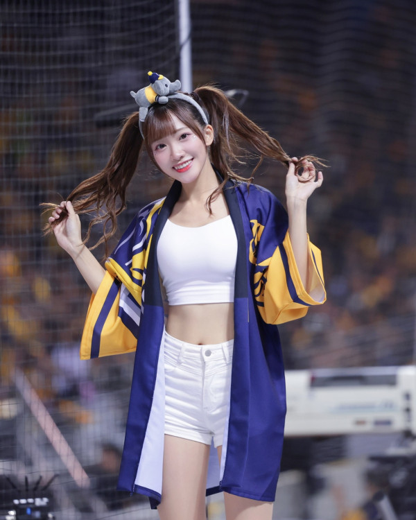 香港童星女︱細數7位TVB靚女童星長大後近況！呢一位形象突變認不出 現已退出娛樂圈