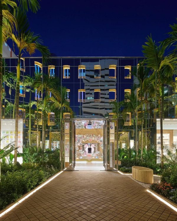 曼谷Dior Gold House｜泰國首間Dior Cafe 金色城堡/熱帶花園/米芝蓮三星主廚料理 