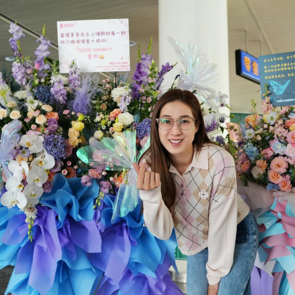 鍾嘉欣激罕公開加拿大4千呎獨立屋內貌！旋轉樓梯/一望無際花園！ 