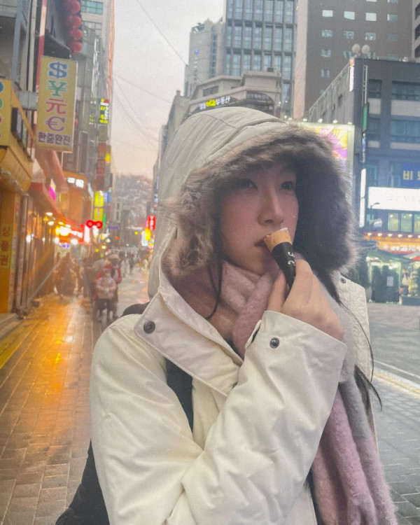 Gigi炎明熹韓國曬海量旅行靚相!多角度素顏自拍獲讚「零死角美女」