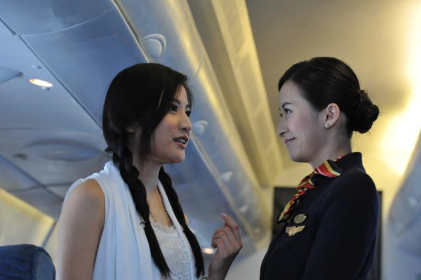 港女上飛機發現突然來月經 UO空姐一舉動極暖心 網民分享類似經歷 