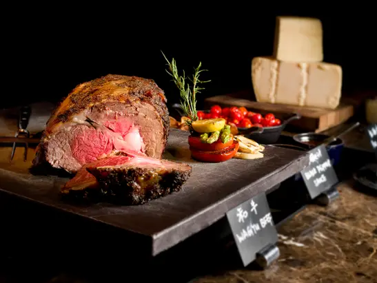 澳門JW萬豪酒店名廚都匯自助餐買1送1 HK3起嘆現煮海鮮/北京填鴨/慢煮牛扒 