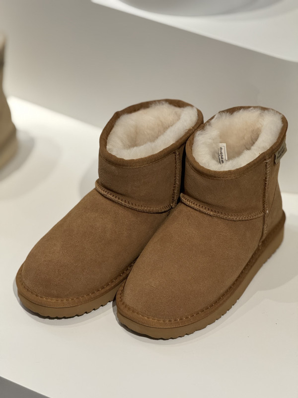 NEW ORIGINAL WINTER BOOTS SHORT $749