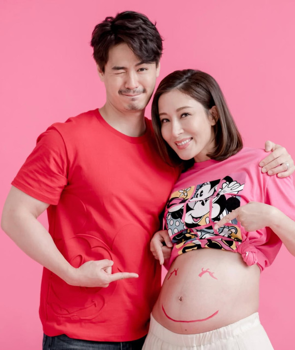 羅子溢楊茜堯結婚9周年罕晒絕密婚禮照 愛妻號扮鬆弛熊示愛︰永遠愛錫你共渡餘生