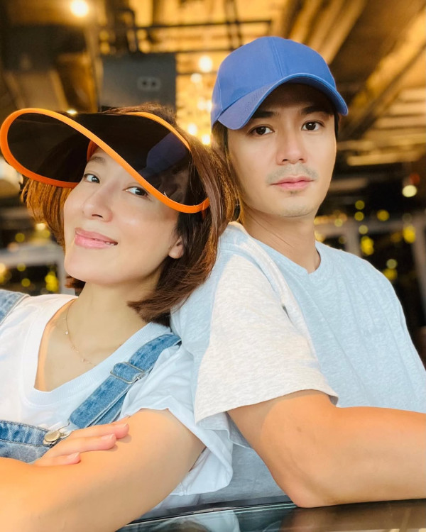 羅子溢楊茜堯結婚9周年罕晒絕密婚禮照 愛妻號扮鬆弛熊示愛︰永遠愛錫你共渡餘生