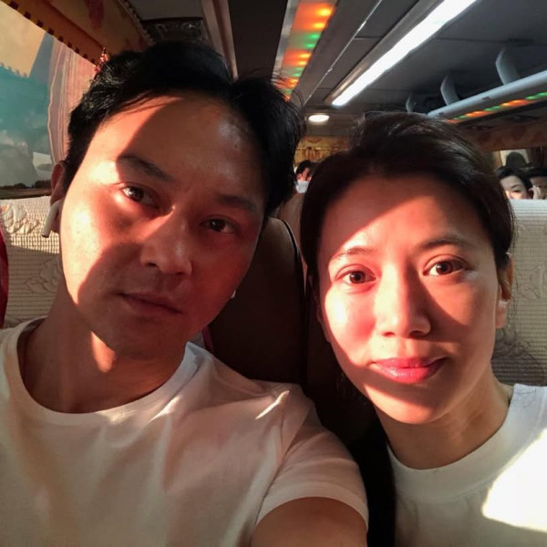 張智霖袁詠儀全家日本過聖誕 魔童暴風成長 網民激讚帥度不輸爸爸 