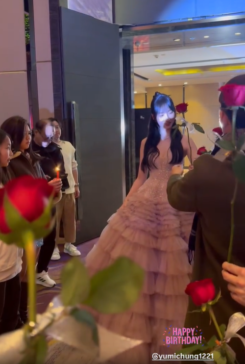 聲夢小花生日派對辦菲律賓式成人禮 公主晚裝性感上陣 粉絲爭相送花 