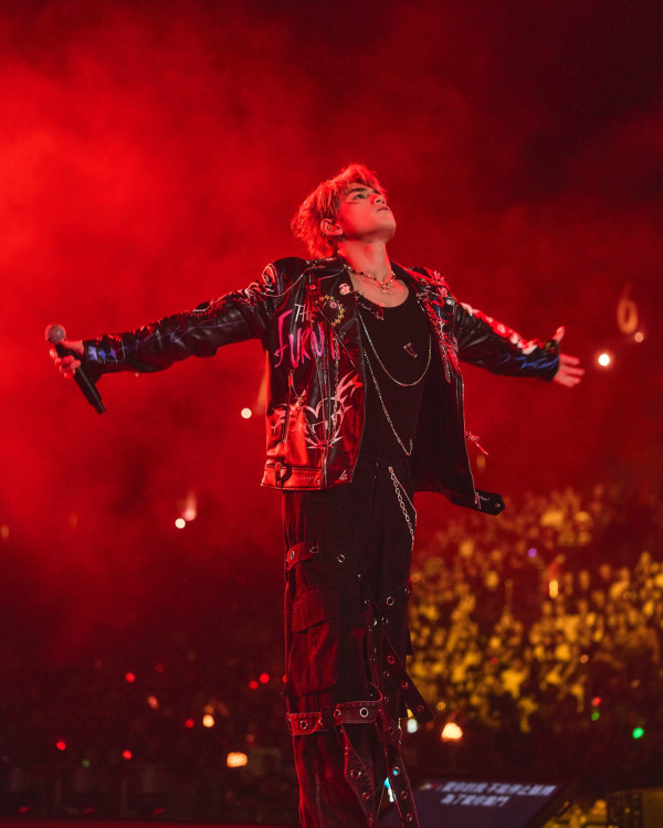 米蘭時裝週|Jeffrey魏浚笙顏值贏絕全場國際級靚仔!操肌減肥後狀態大勇