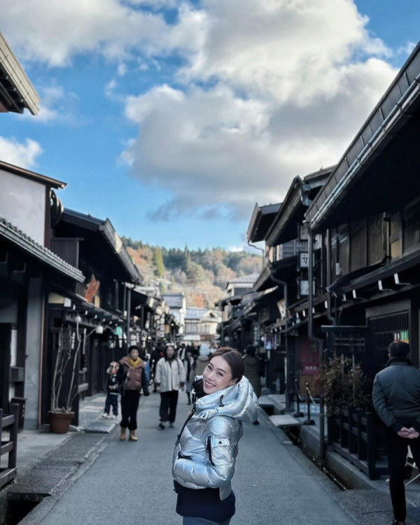 黃心穎二家姐黃心妙IG狂曬火辣相 弗爆身材超吸睛 瘋狂突破性感尺度！ 