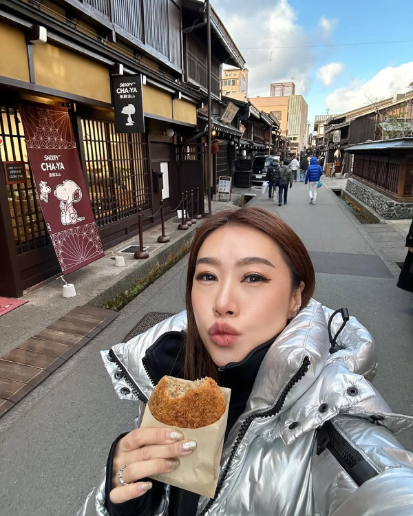 黃心穎二家姐黃心妙IG狂曬火辣相 弗爆身材超吸睛 瘋狂突破性感尺度！ 