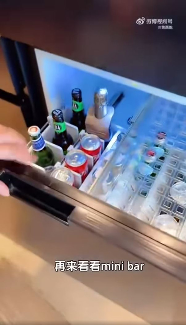 日本打工內地人呻港人嫌棄說普通話 網民批：你打工仲要客人遷就你？ 