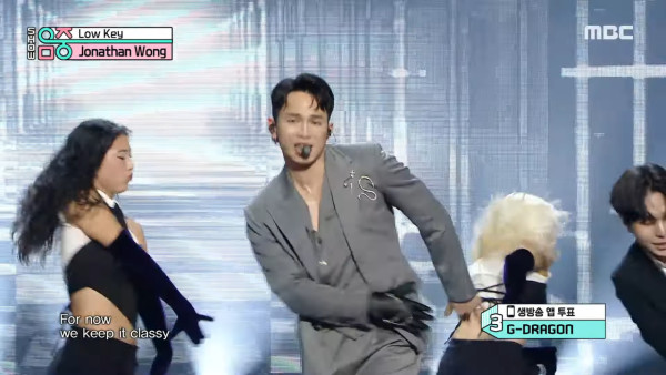 韓國二代女團成員曬香港取景婚照!霓虹燈/電車景拍出港式復古氛圍