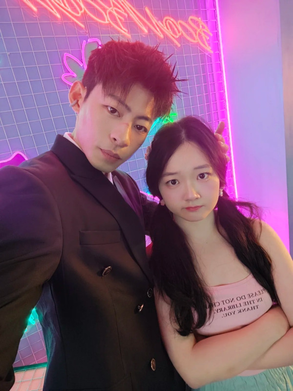 聖誕節歡樂谷再推男色經濟 爆肌型男全面進場 季節限定可一不可再