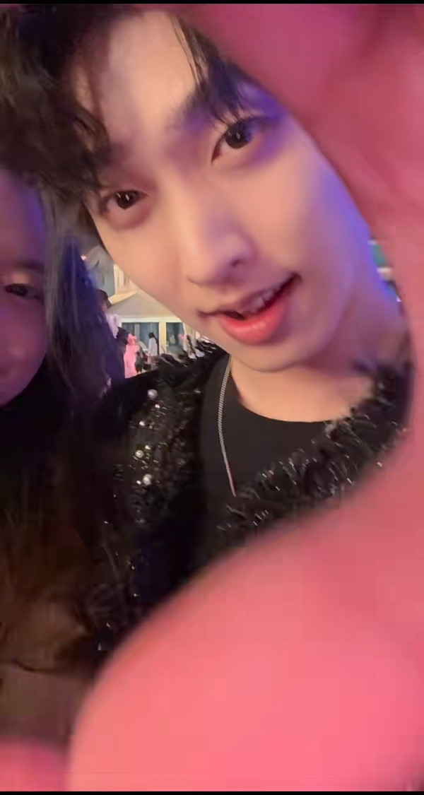 聖誕節歡樂谷再推男色經濟 爆肌型男全面進場 季節限定可一不可再