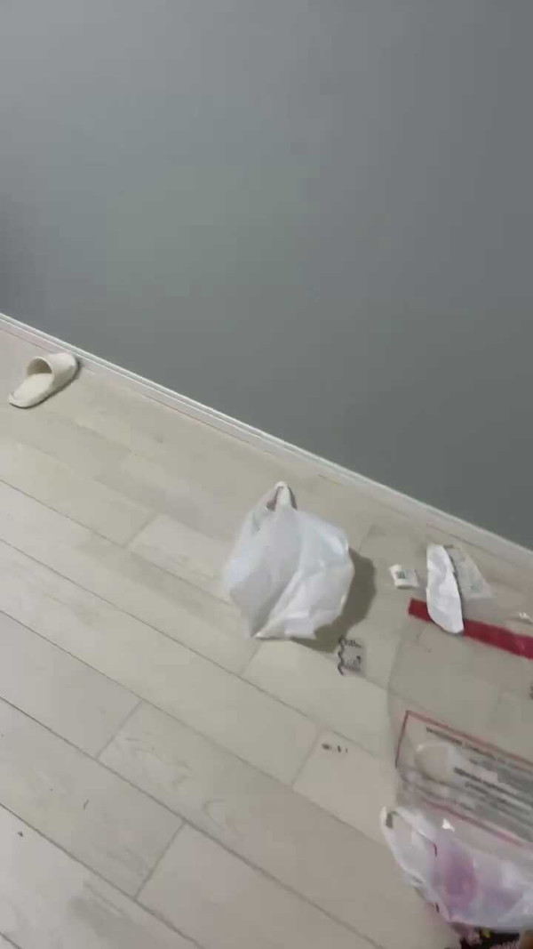 日本打工內地人呻港人嫌棄說普通話 網民批：你打工仲要客人遷就你？ 