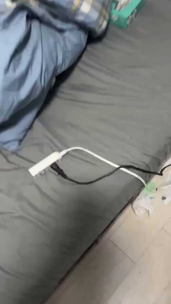 日本打工內地人呻港人嫌棄說普通話 網民批：你打工仲要客人遷就你？ 