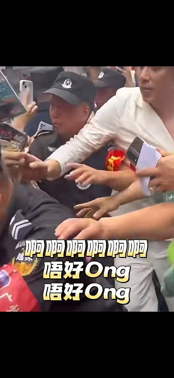 45歲前TVB小生 內地被簇擁群情洶湧 不停重複一字竟被以為是粗口 