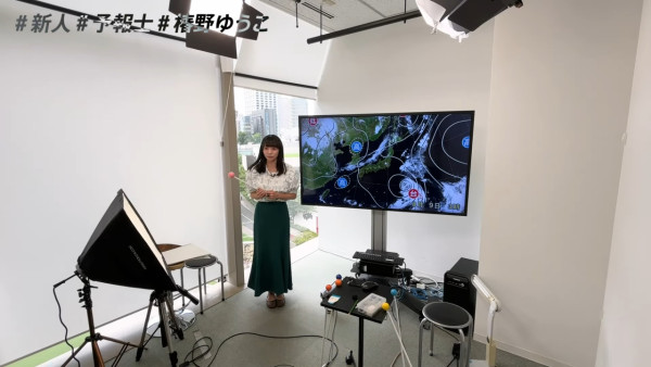 日本美女Coser疑偷電單車被捕 真身竟是39歲大叔 網民：1線索早見端倪 