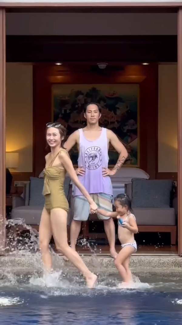 英皇37歲女星遊泰國晒美照 著泳衣泰服孖細女老公拍片羡煞旁人 