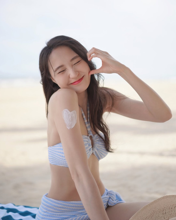 TVB一線主持與女友飛韓國過聖誕 拍拖12年勁恩愛 曾被公開施壓催婚 