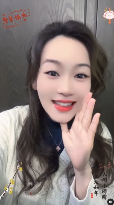 港姐冠軍北上搵食 歌藝屢被質疑 被鬧P圖P過火：其實唔開濾鏡都好靚 