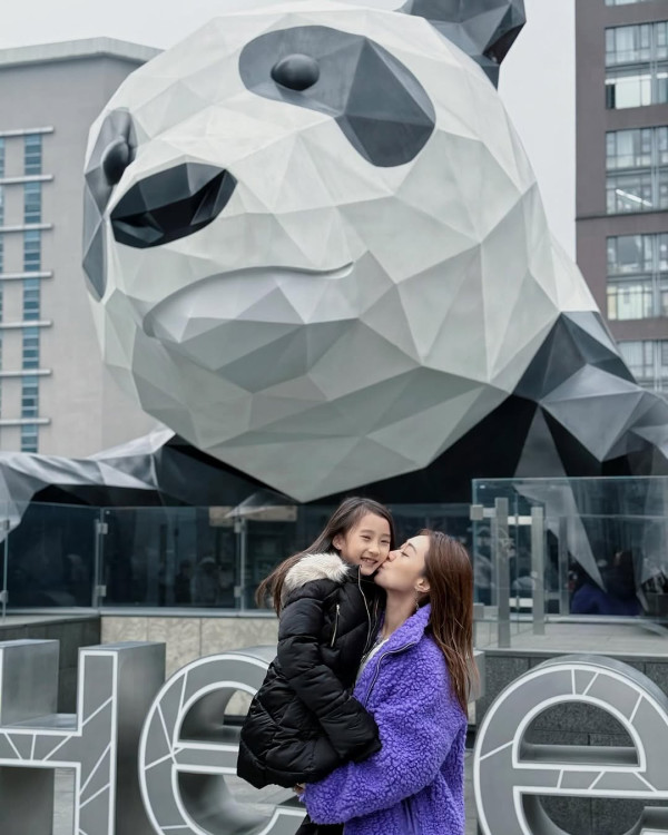 黃心穎二家姐黃心妙IG狂曬火辣相 弗爆身材超吸睛 瘋狂突破性感尺度！ 