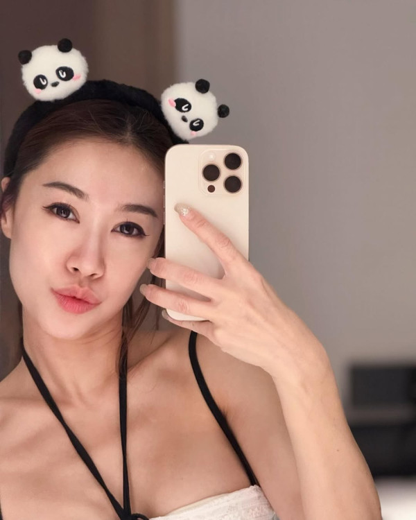 黃心穎二家姐黃心妙IG狂曬火辣相 弗爆身材超吸睛 瘋狂突破性感尺度！ 