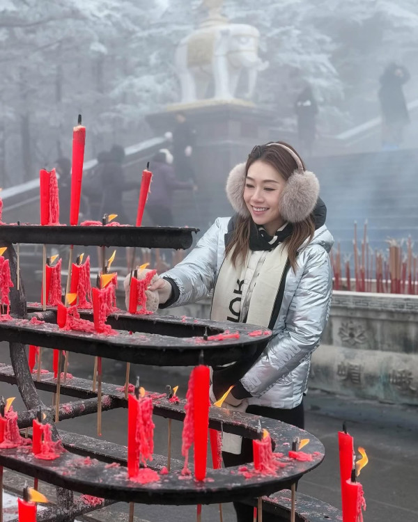 黃心穎二家姐黃心妙IG狂曬火辣相 弗爆身材超吸睛 瘋狂突破性感尺度！ 