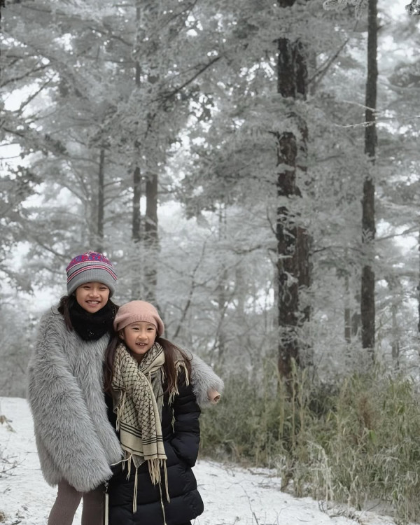 黃心穎二家姐黃心妙IG狂曬火辣相 弗爆身材超吸睛 瘋狂突破性感尺度！ 