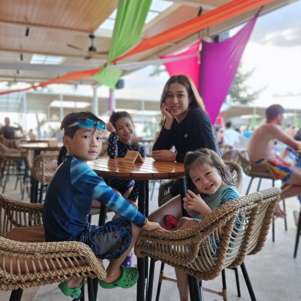 鍾嘉欣突然被瘋傳離婚呈請訴訟 首度回應10年婚姻觸礁傳聞:「唔會瞓唔著」